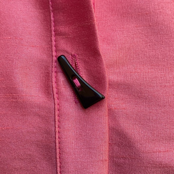 Gumps silk polyester tent like blouse. - Picture 4 of 5